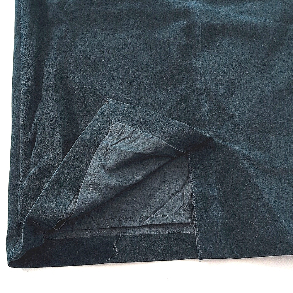 Vintage green suede, pleated pencil skirt w slit. Laurice. Size 10. 29" waist - Picture 11 of 13